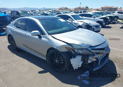 2021 Toyota Camry Xse V6 z USA, uszkodzony, nr VIN 4T1KZ1AK9MU052337